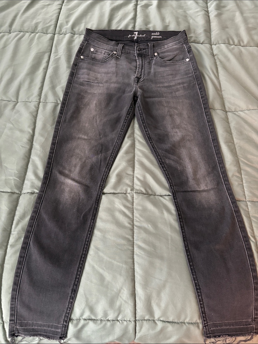7 For All Mankind Women’s Charcoal Washed Skinny Jeans